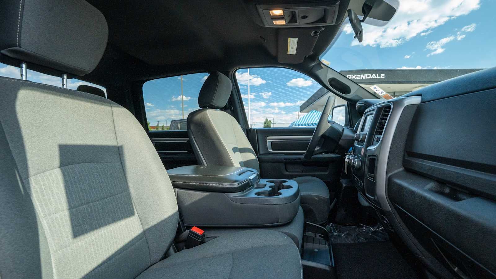 2024 RAM 1500 Classic Warlock Crew Cab 4x4 5'7" Box