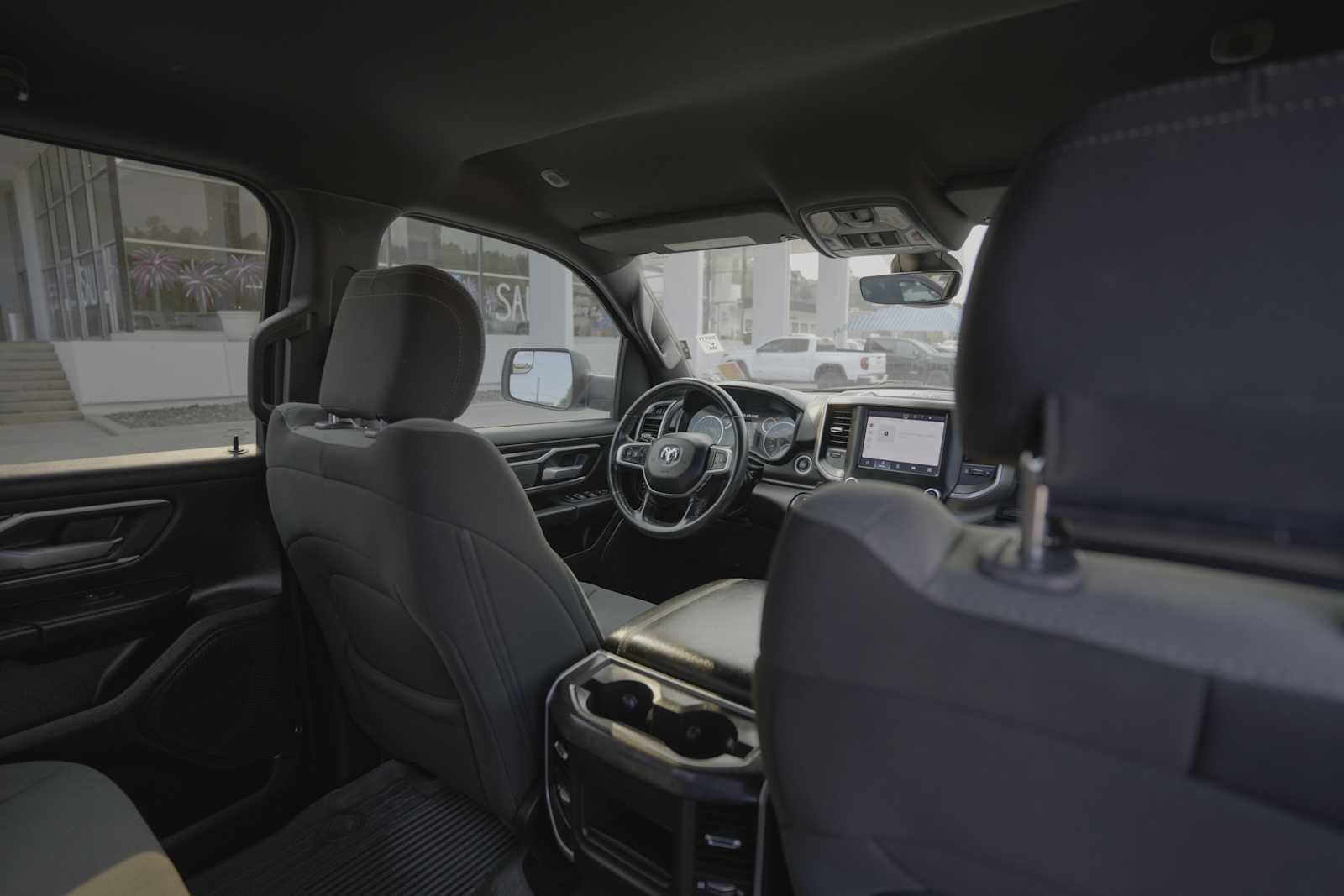 2023 RAM 1500 Big Horn Crew Cab 4x4 5'7" Box