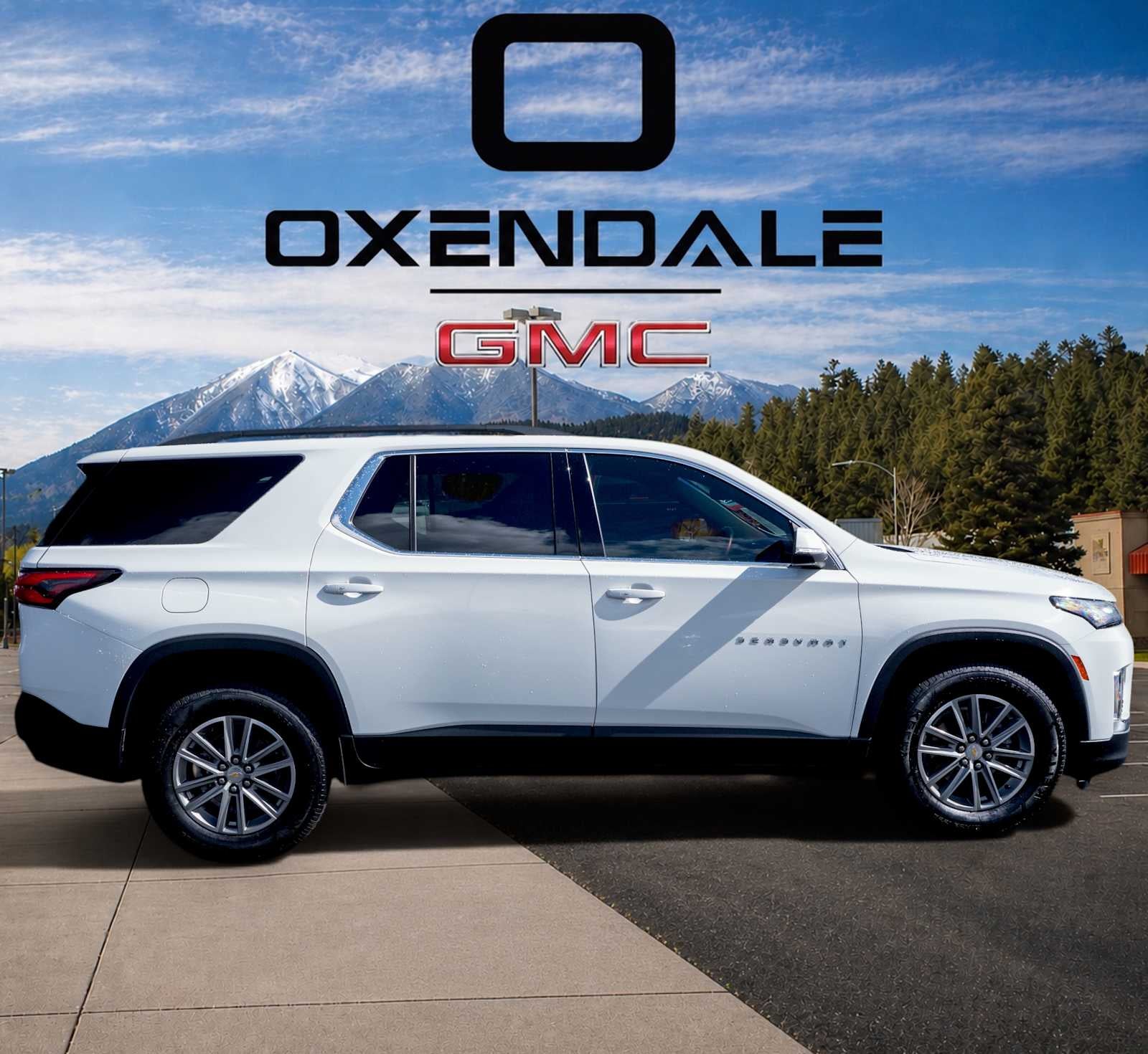 2023 Chevrolet Traverse LT Cloth