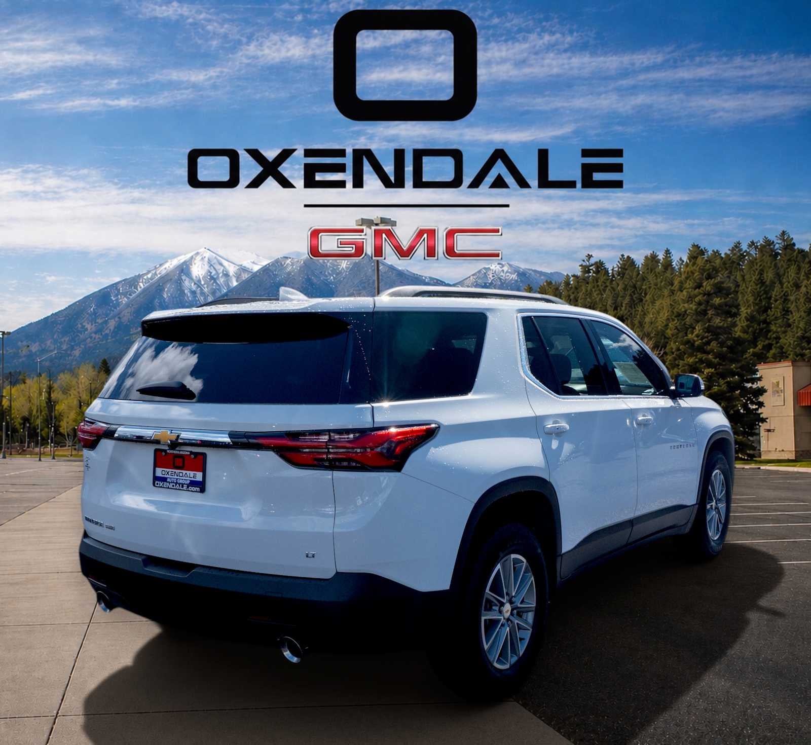 2023 Chevrolet Traverse LT Cloth