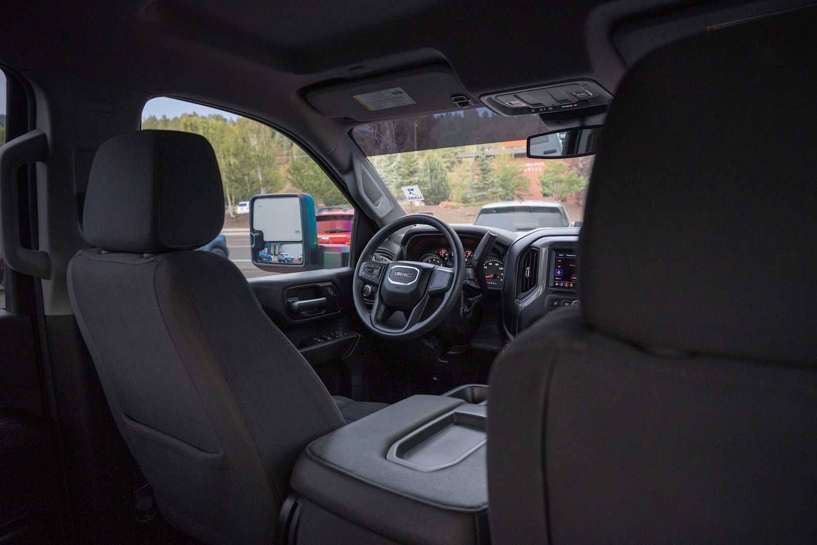 2025 GMC Sierra 2500 HD Pro