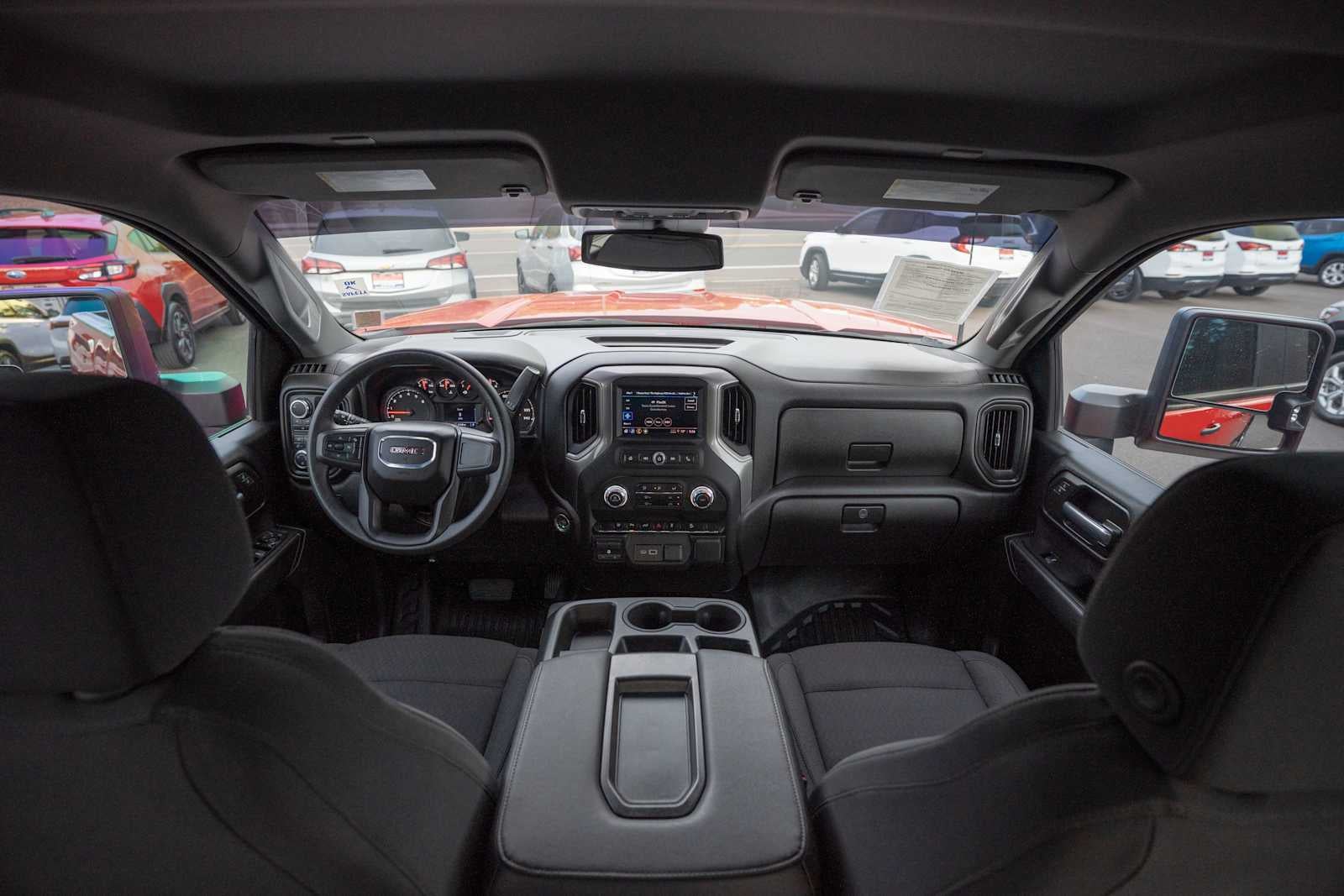 2025 GMC Sierra 2500 HD Pro