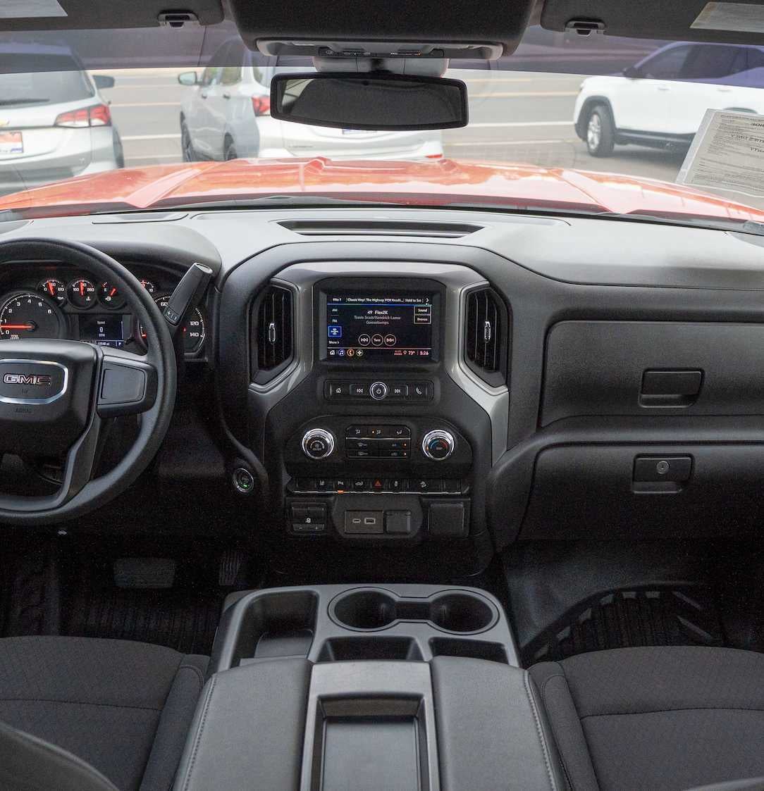 2025 GMC Sierra 2500 HD Pro