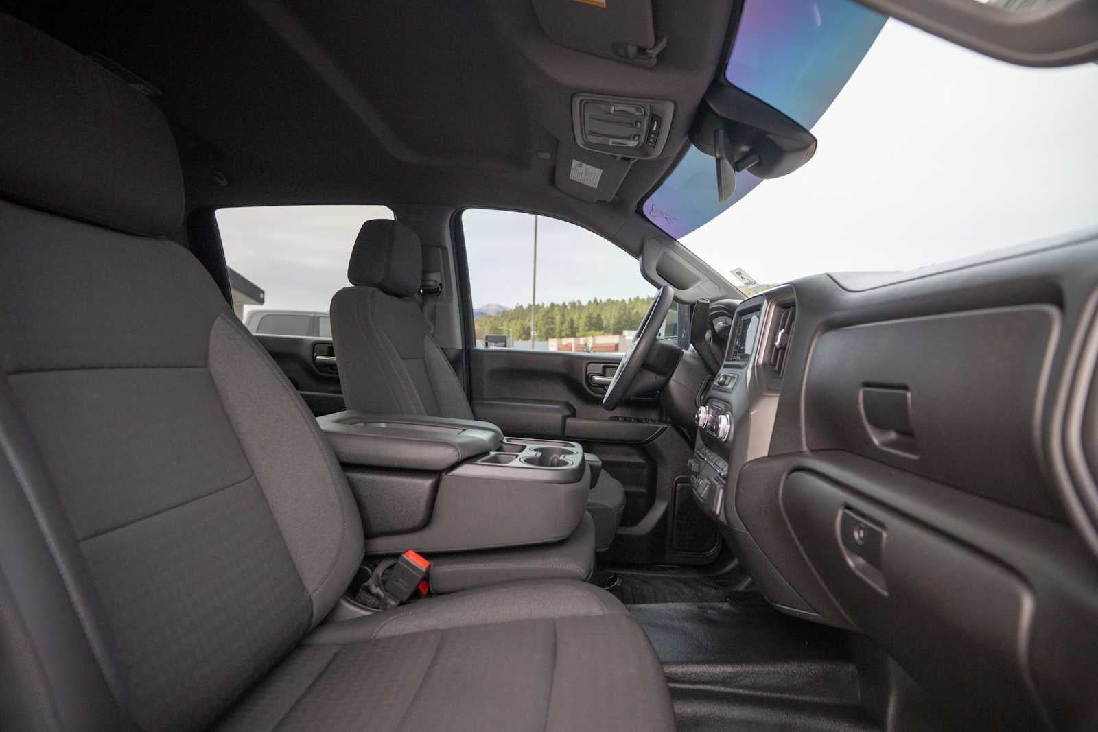 2025 GMC Sierra 2500 HD Pro