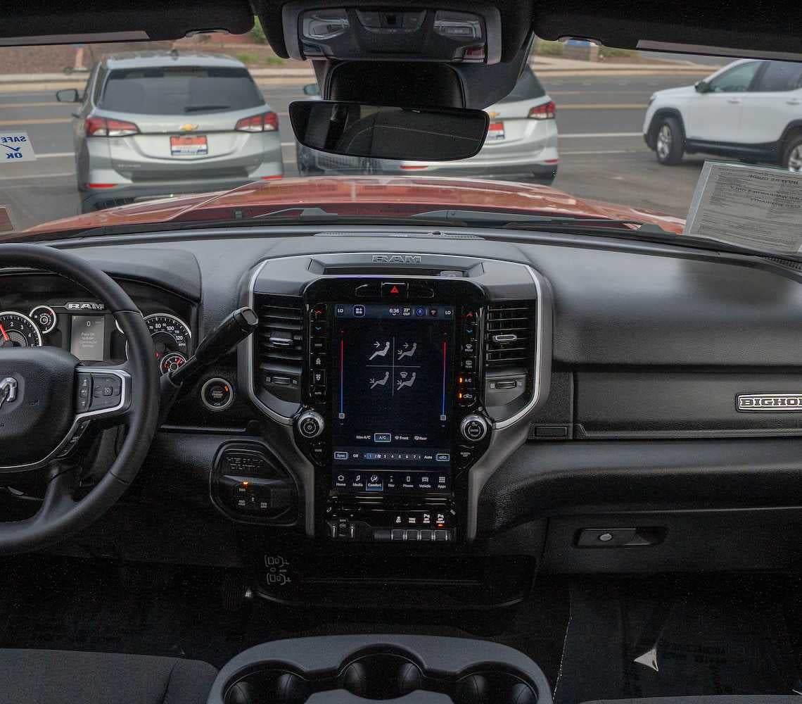 2026 RAM 2500 Big Horn Crew Cab 4x4 6'4" Box