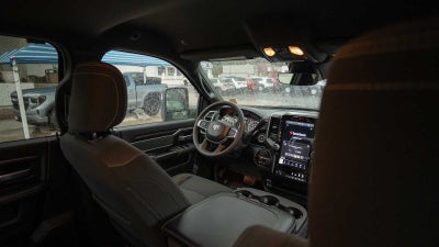 2025 RAM 2500 Big Horn Crew Cab 4x4 6'4" Box
