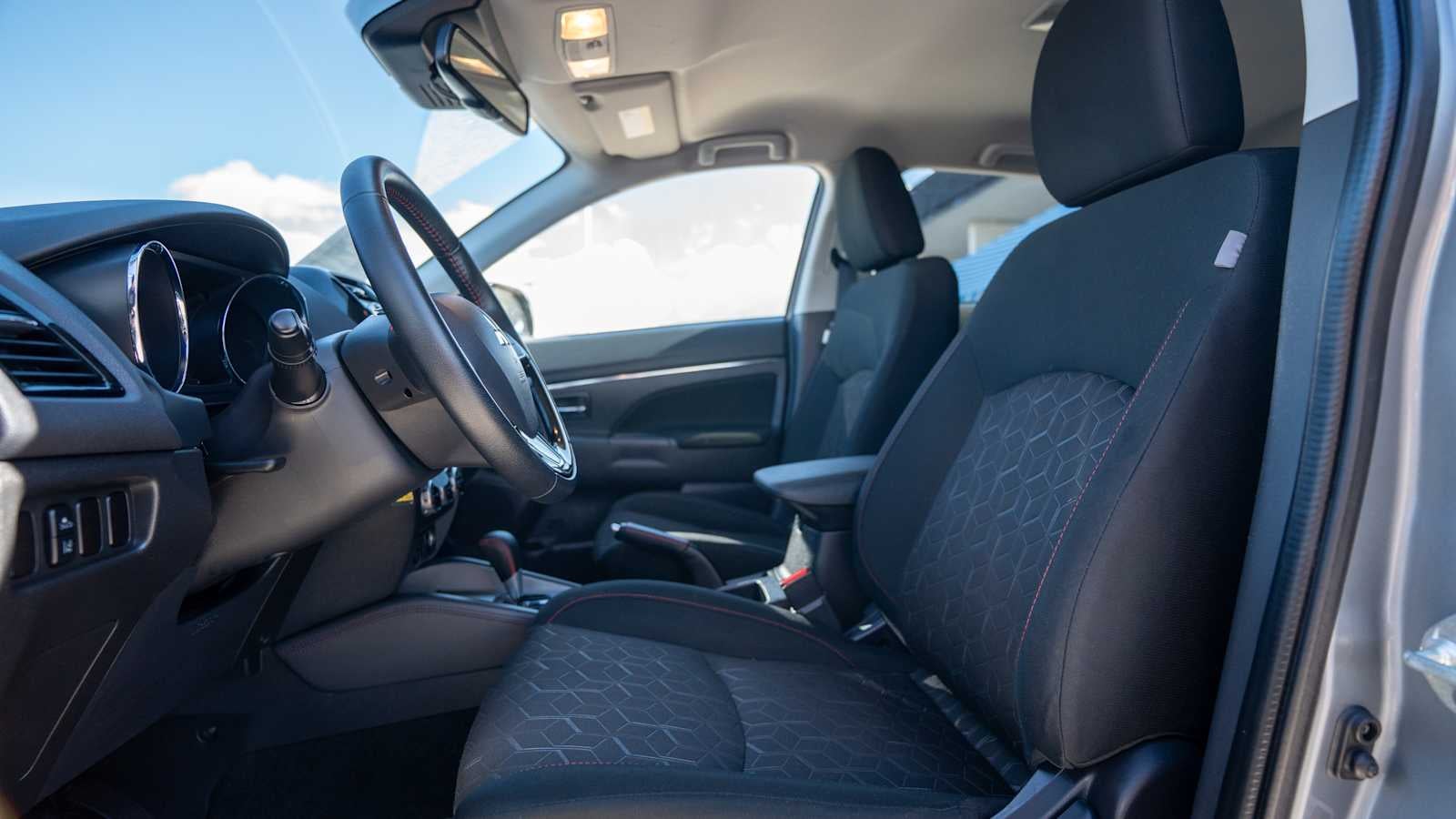 2025 Mitsubishi Outlander Sport S
