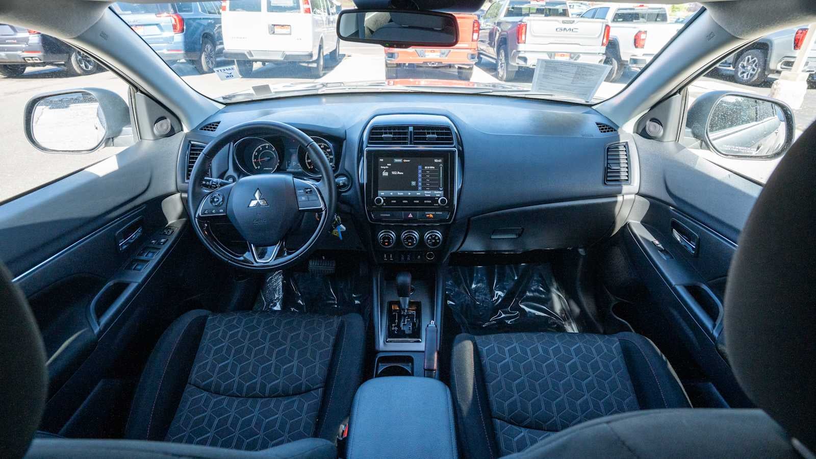 2025 Mitsubishi Outlander Sport S