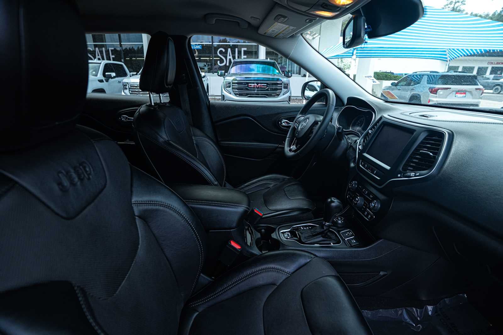 2023 Jeep Cherokee Altitude Lux 4x4