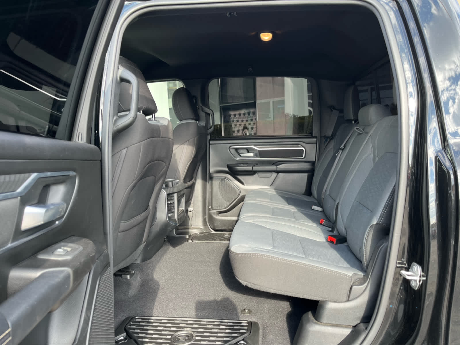 2025 RAM 1500 Big Horn 4x4 Crew Cab 57 Box