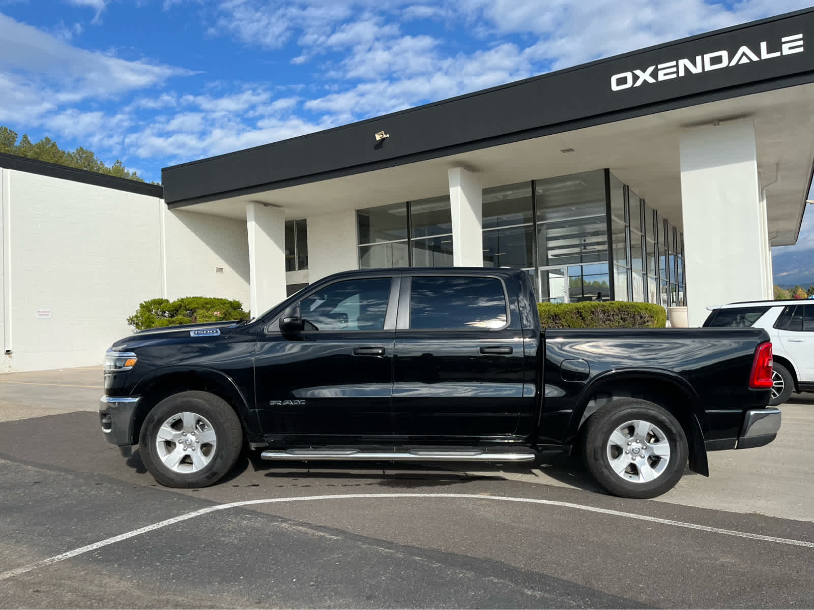 2025 RAM 1500 Big Horn 4x4 Crew Cab 57 Box