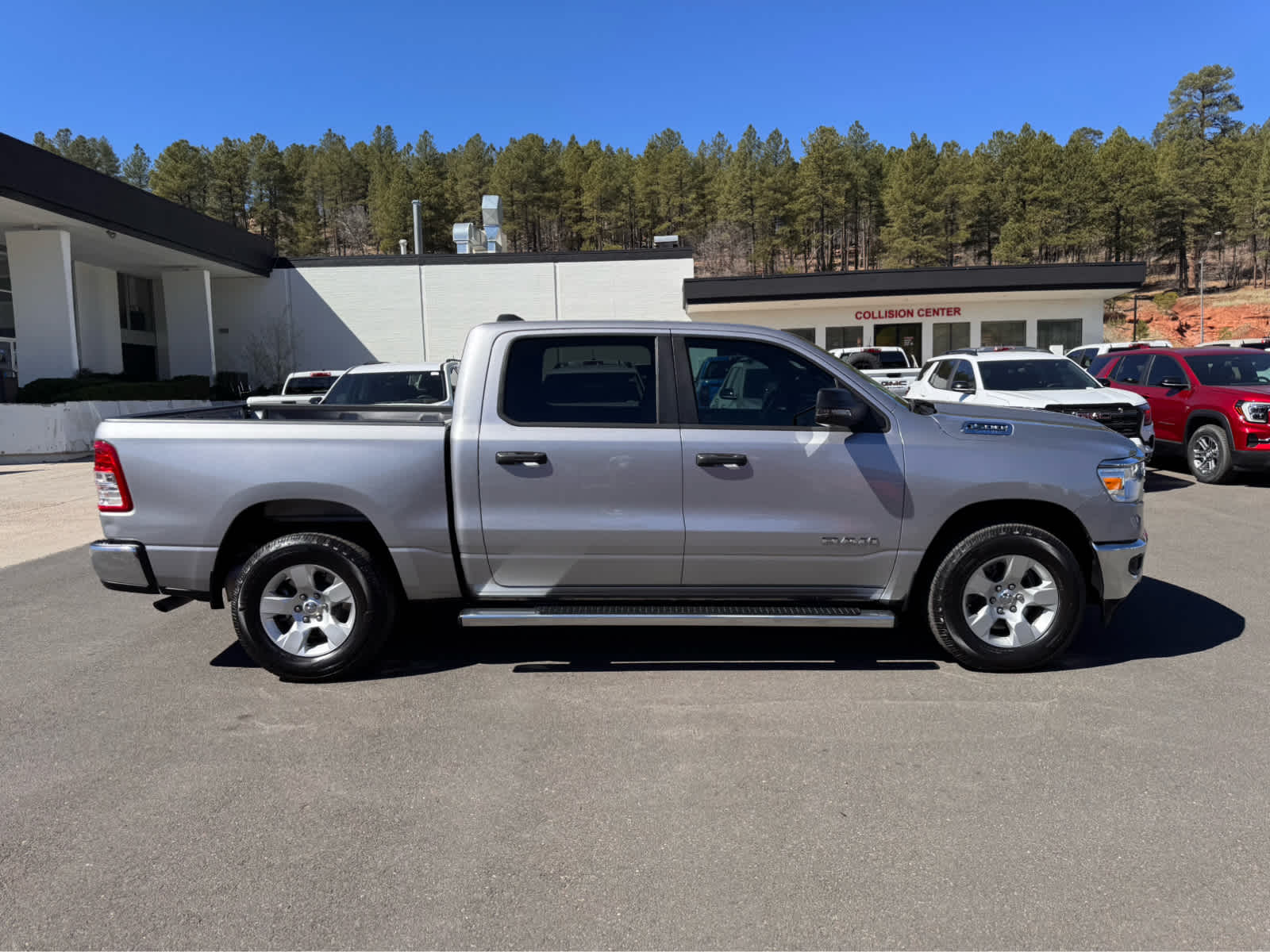 2024 RAM 1500 Big Horn 4x4 Crew Cab 57 Box