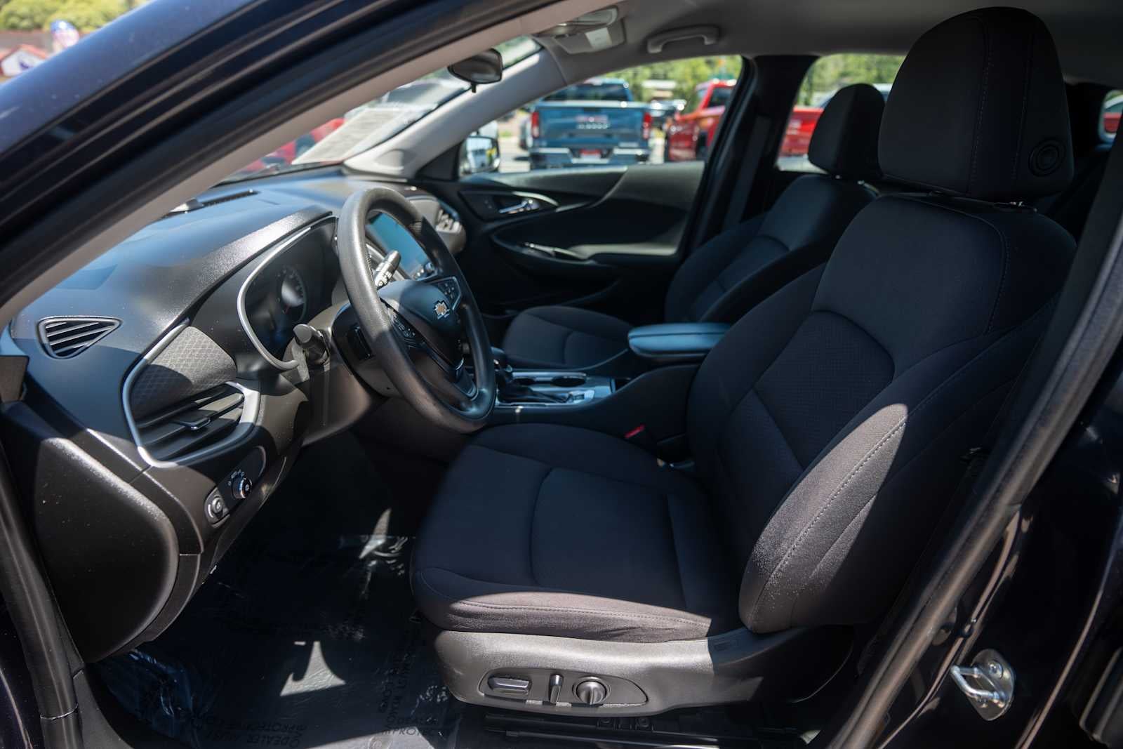 2023 Chevrolet Malibu 4dr Sdn 1LT