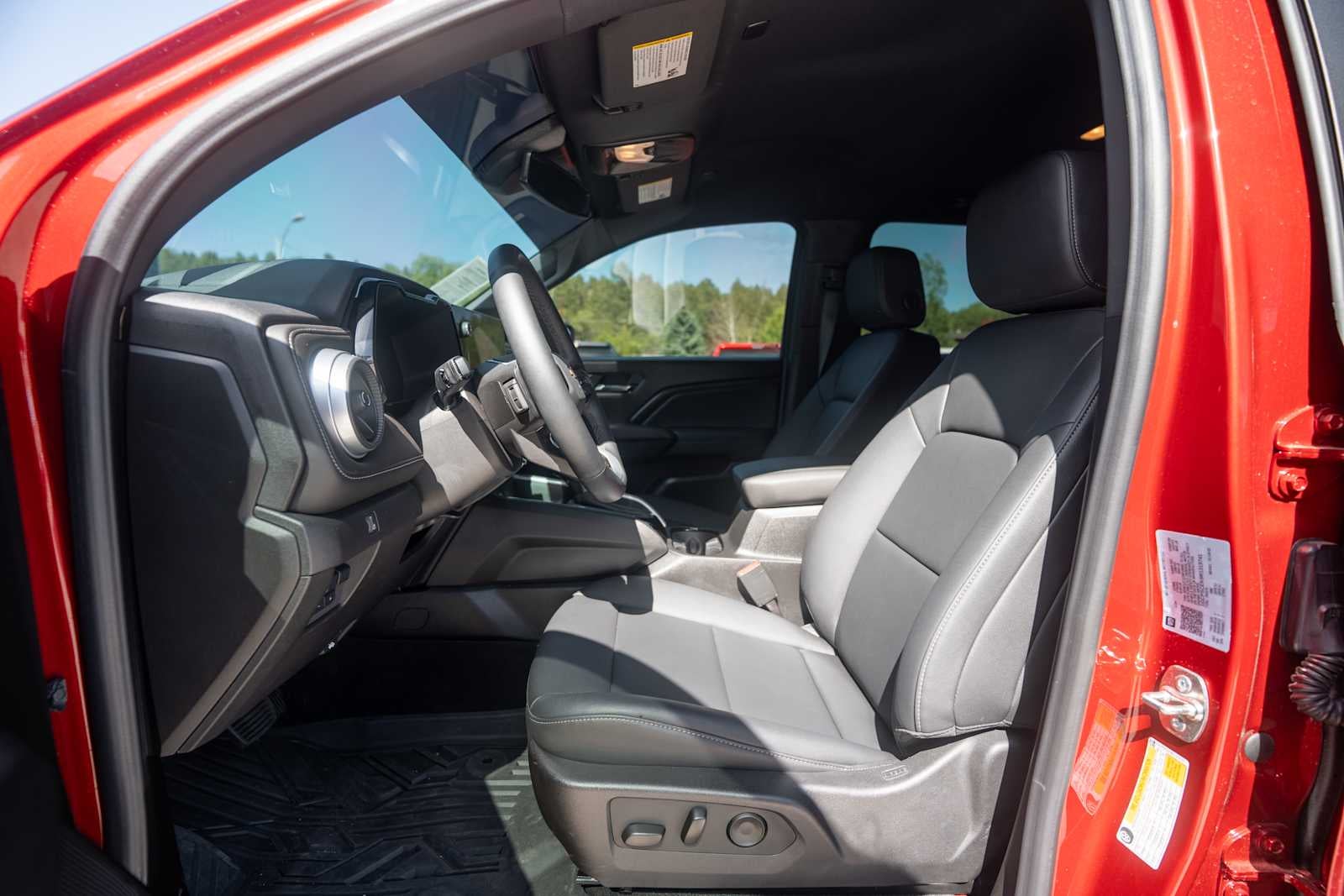 2024 Chevrolet Colorado 2WD Crew Cab LT