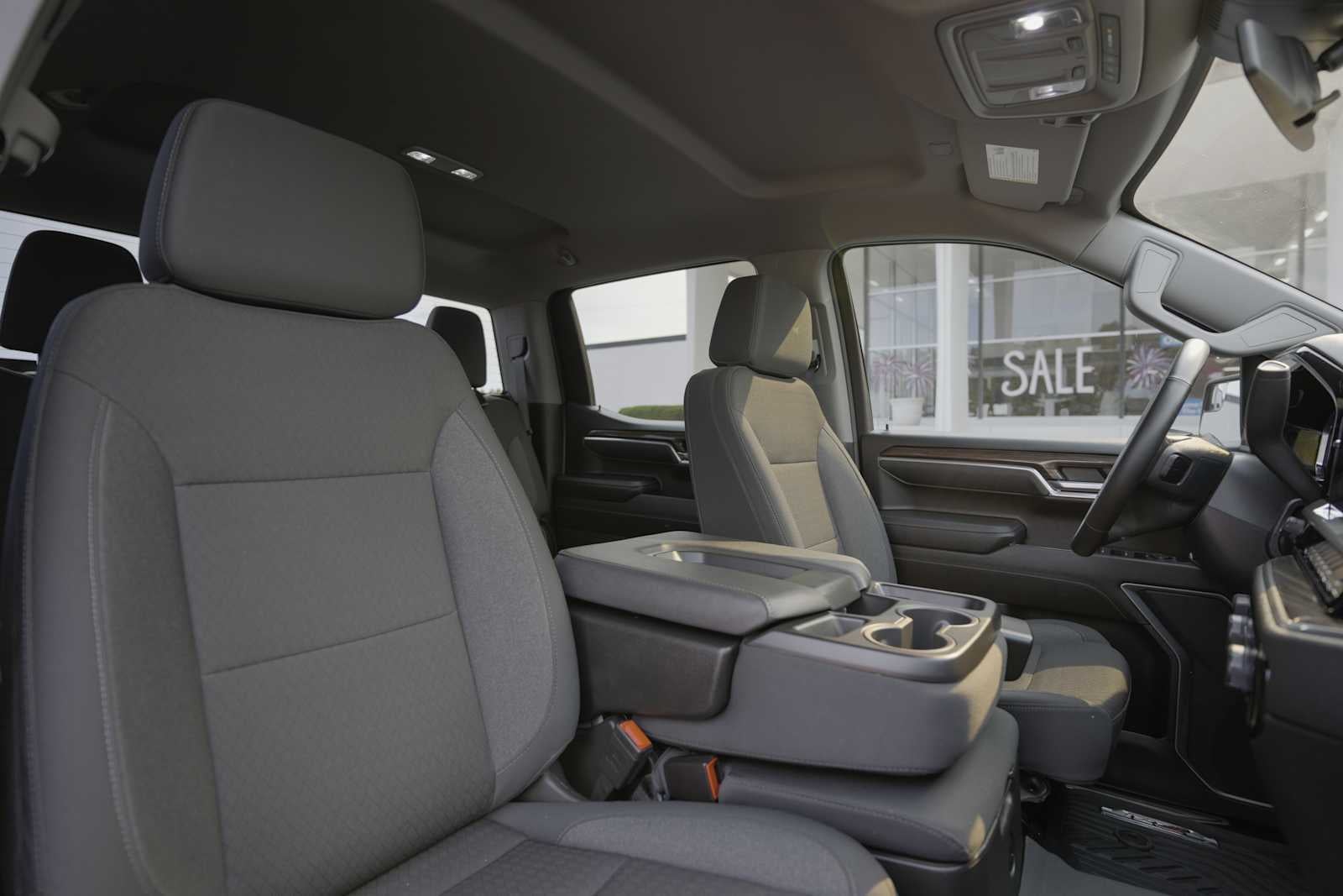2025 Chevrolet Silverado 1500 4WD Crew Cab 147 RST