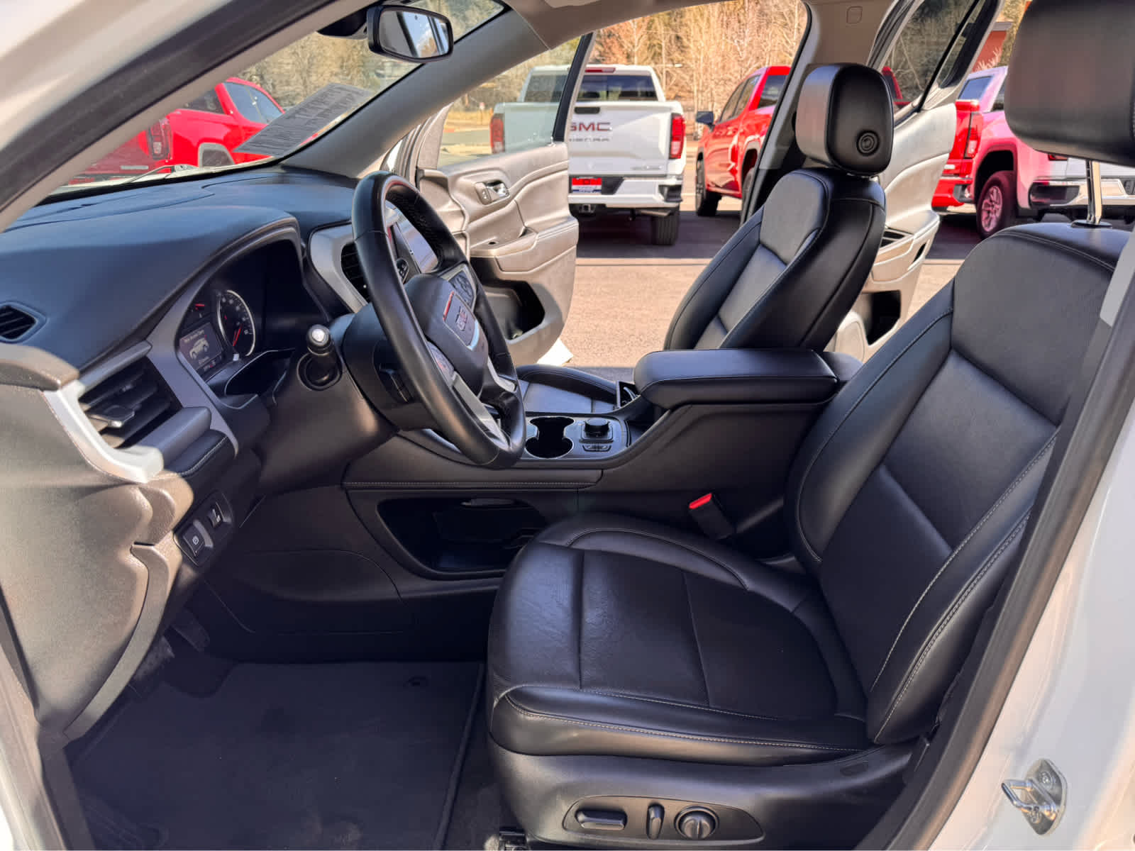 2023 GMC Acadia AWD 4dr SLT