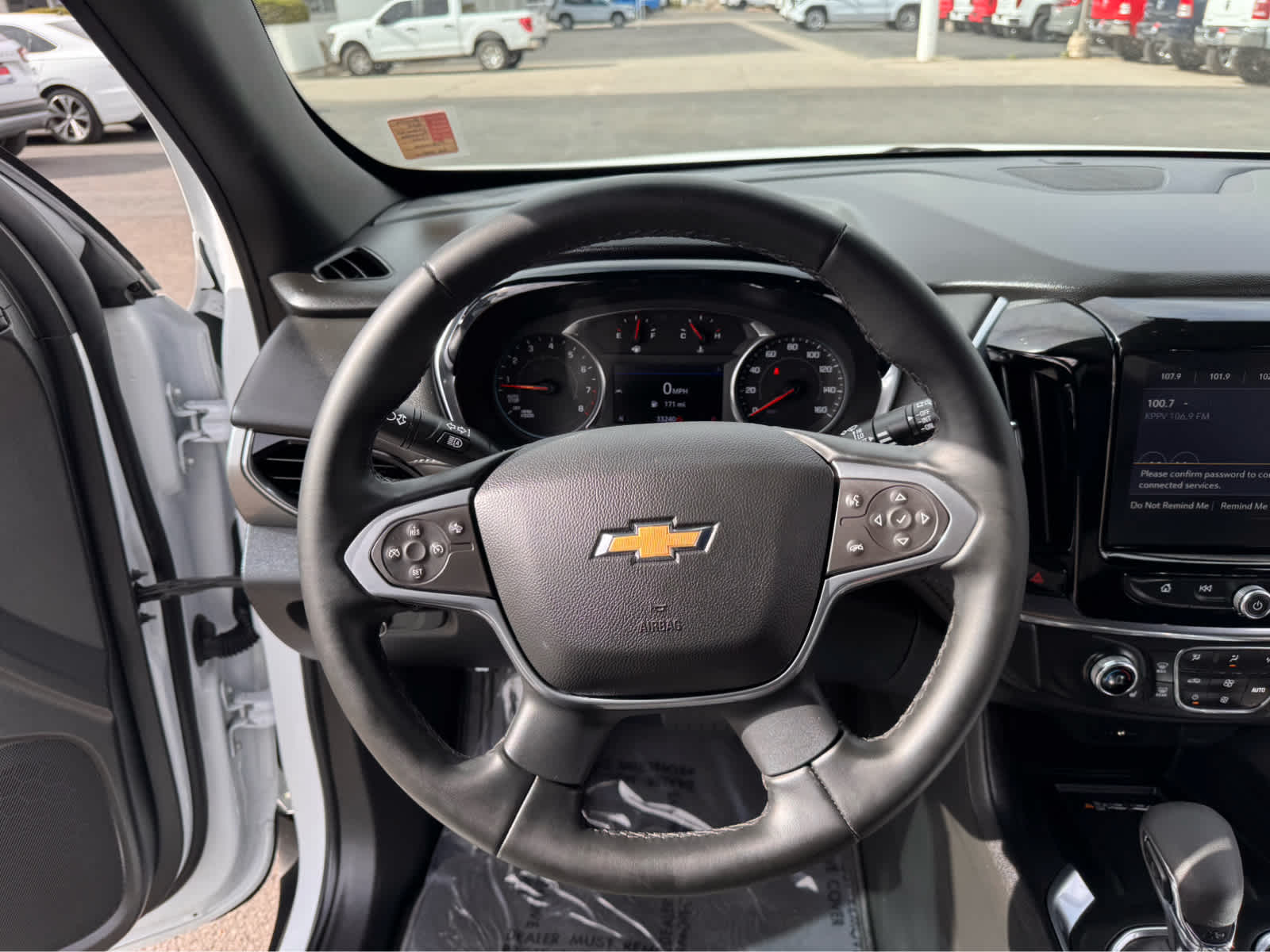 2023 Chevrolet Traverse FWD 4dr LT Cloth w/1LT