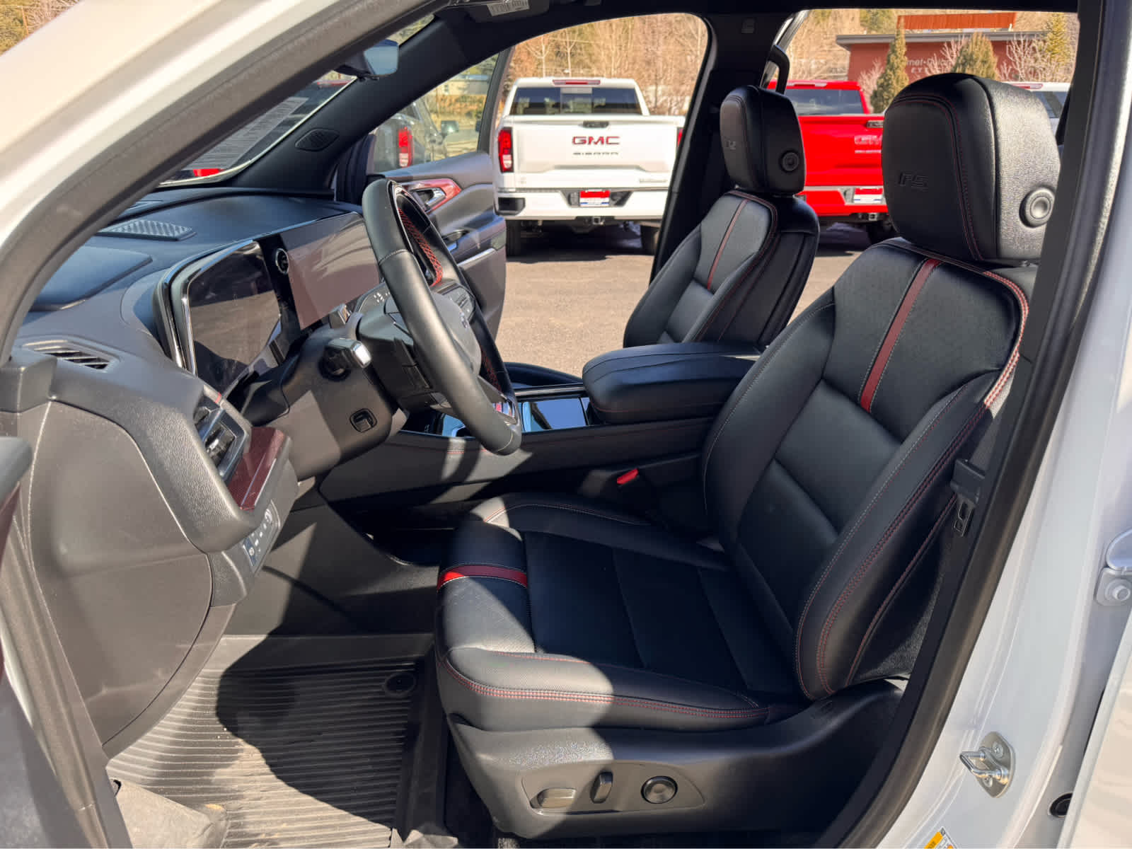 2024 Chevrolet Traverse 4dr RS w/2RS