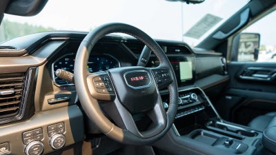 2024 GMC Sierra 2500HD 4WD Crew Cab 159 AT4