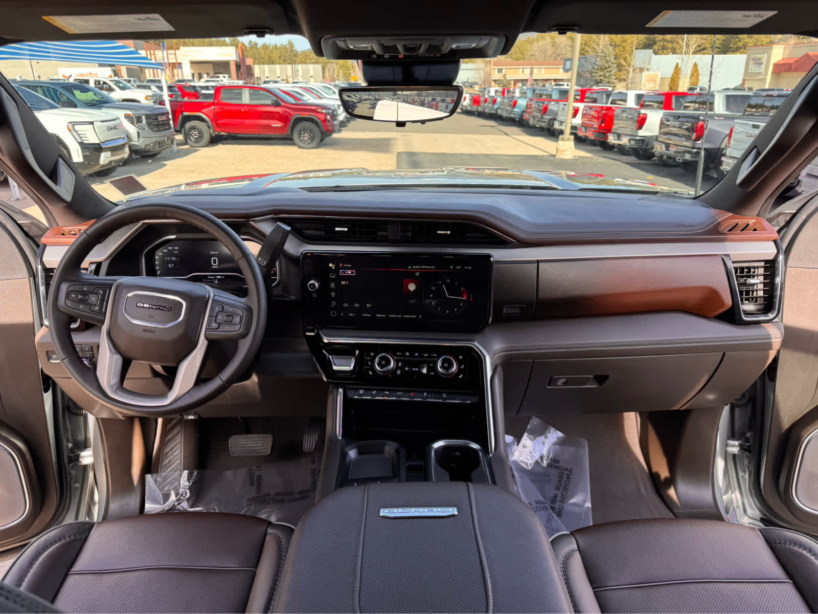 2025 GMC Sierra 2500HD 4WD Crew Cab 159 Denali