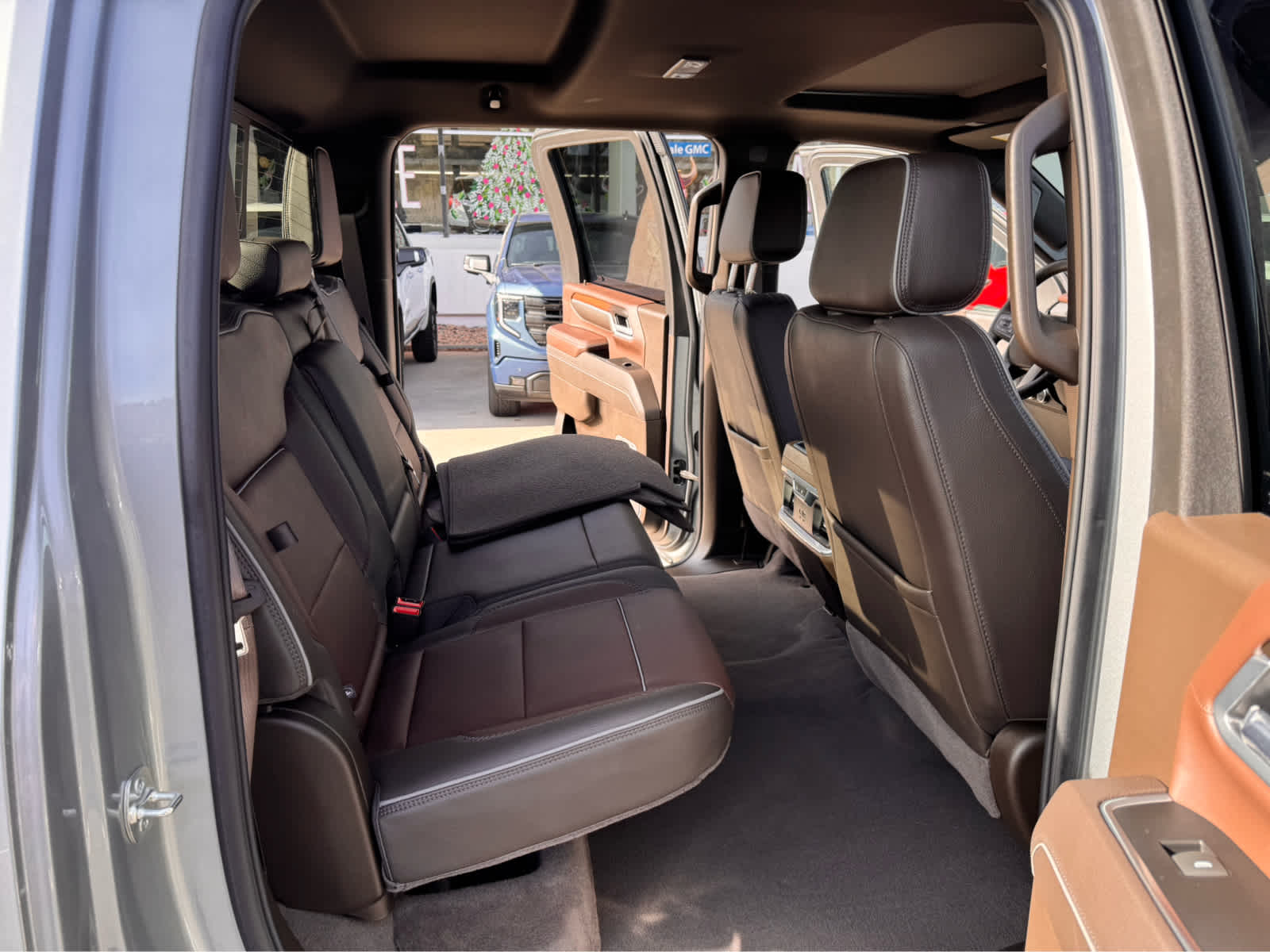 2025 GMC Sierra 2500HD 4WD Crew Cab 159 Denali