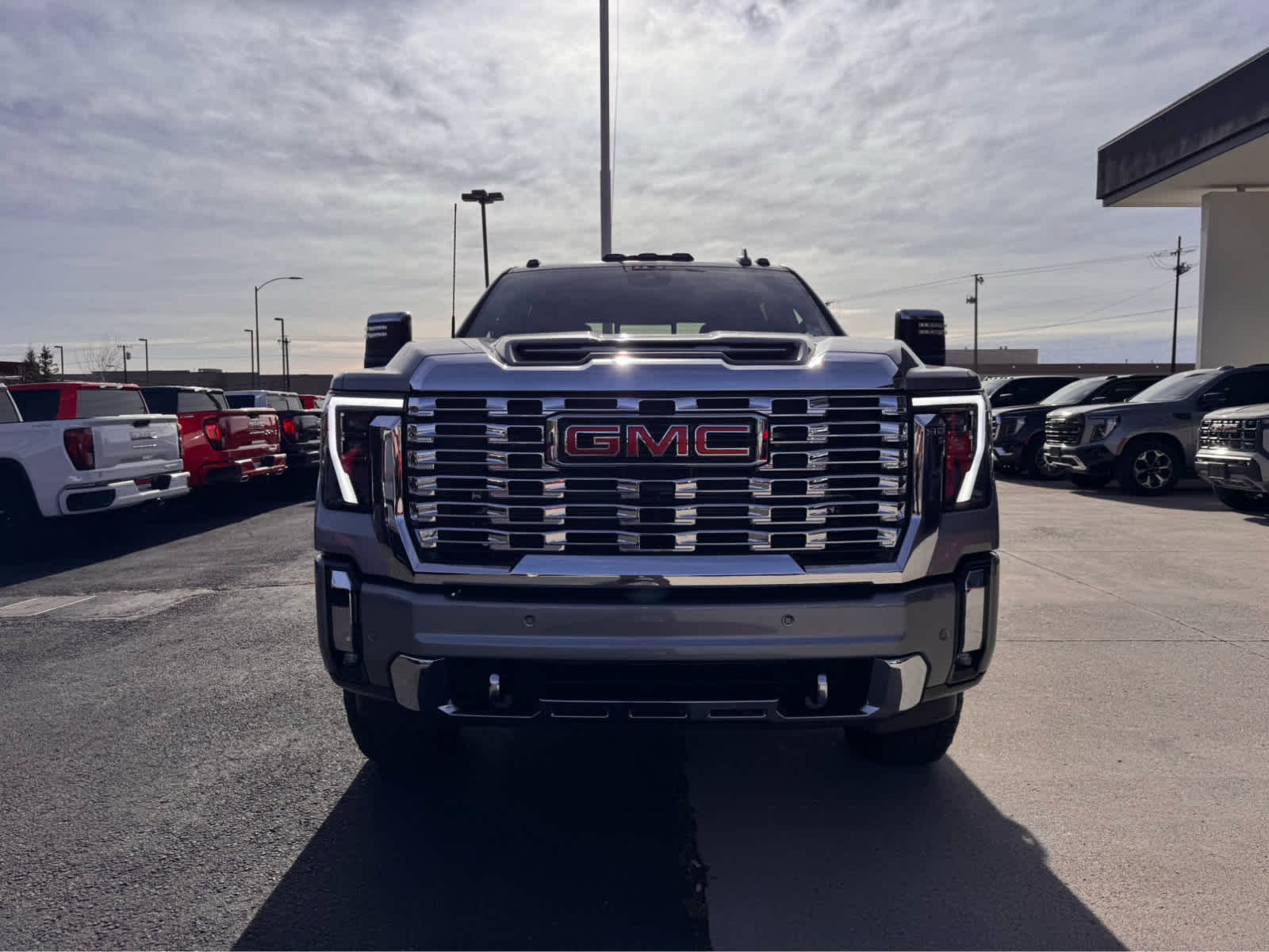 2025 GMC Sierra 2500HD 4WD Crew Cab 159 Denali