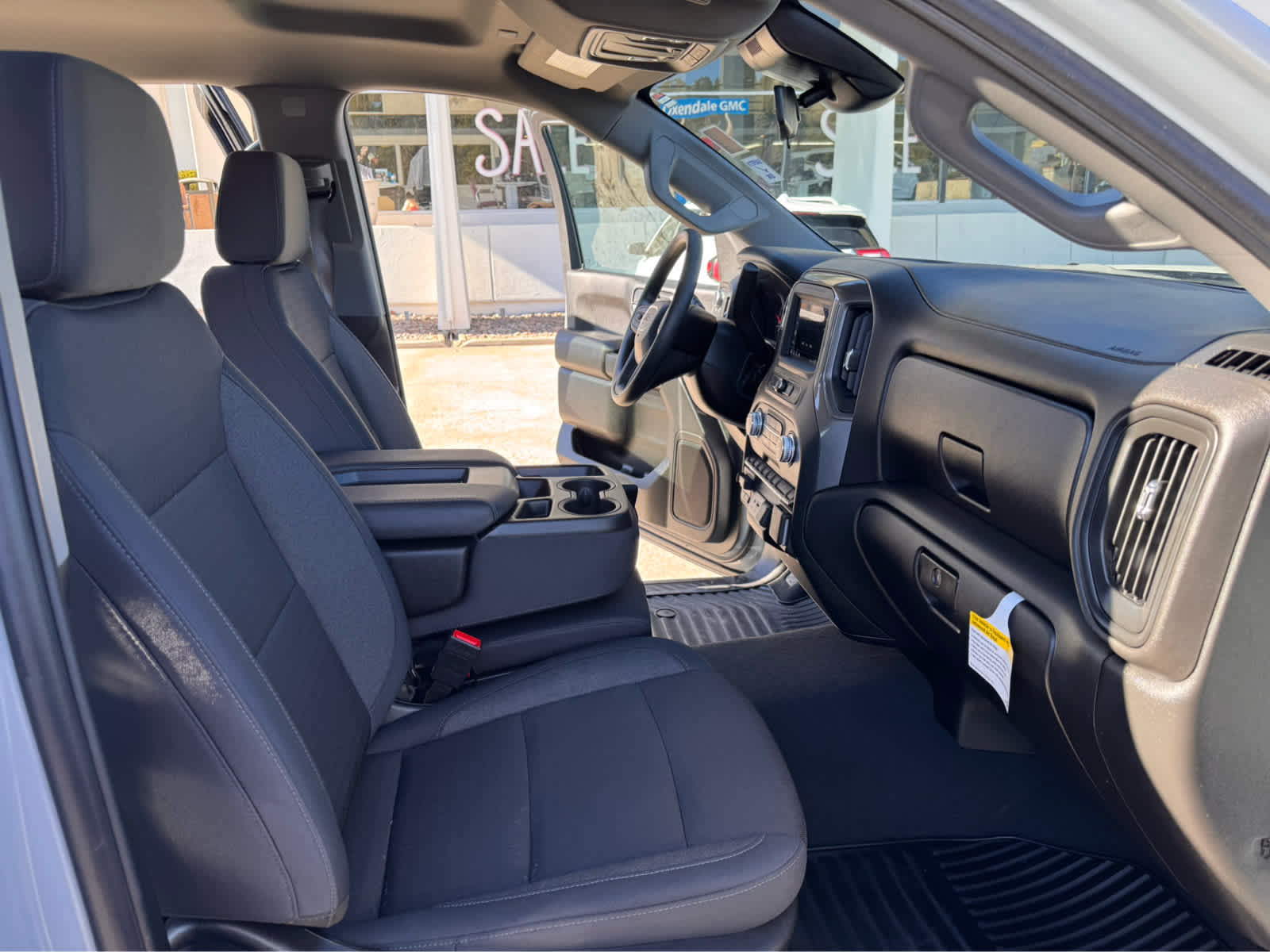 2025 GMC Sierra 1500 4WD Crew Cab 147 Pro