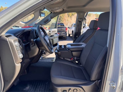 2025 GMC Sierra 1500 4WD Crew Cab 147 Pro