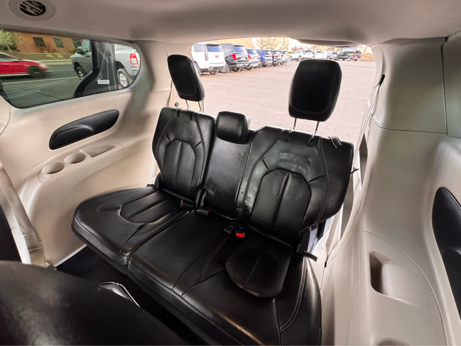 2023 Chrysler Pacifica Touring L FWD