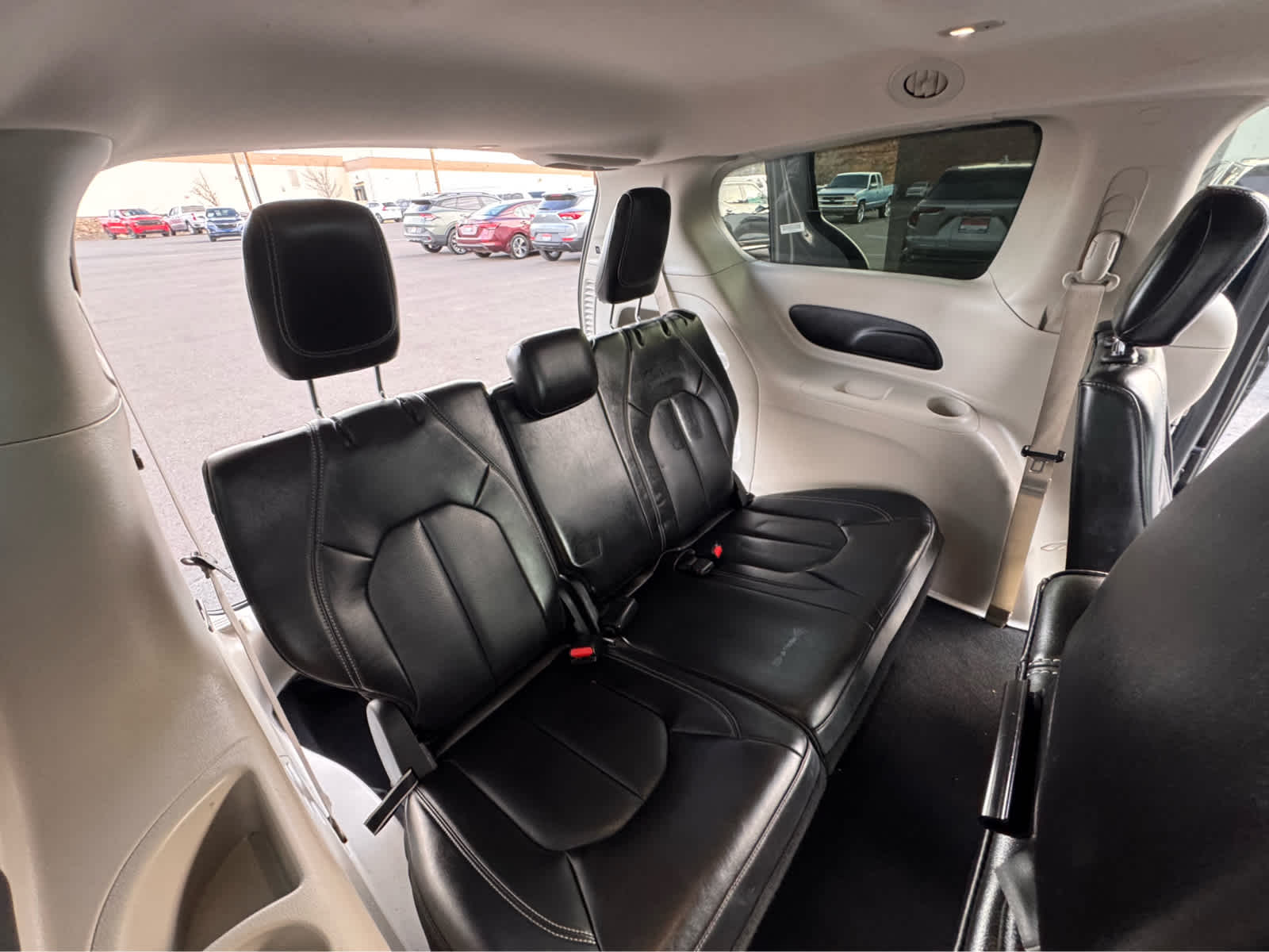 2023 Chrysler Pacifica Touring L FWD