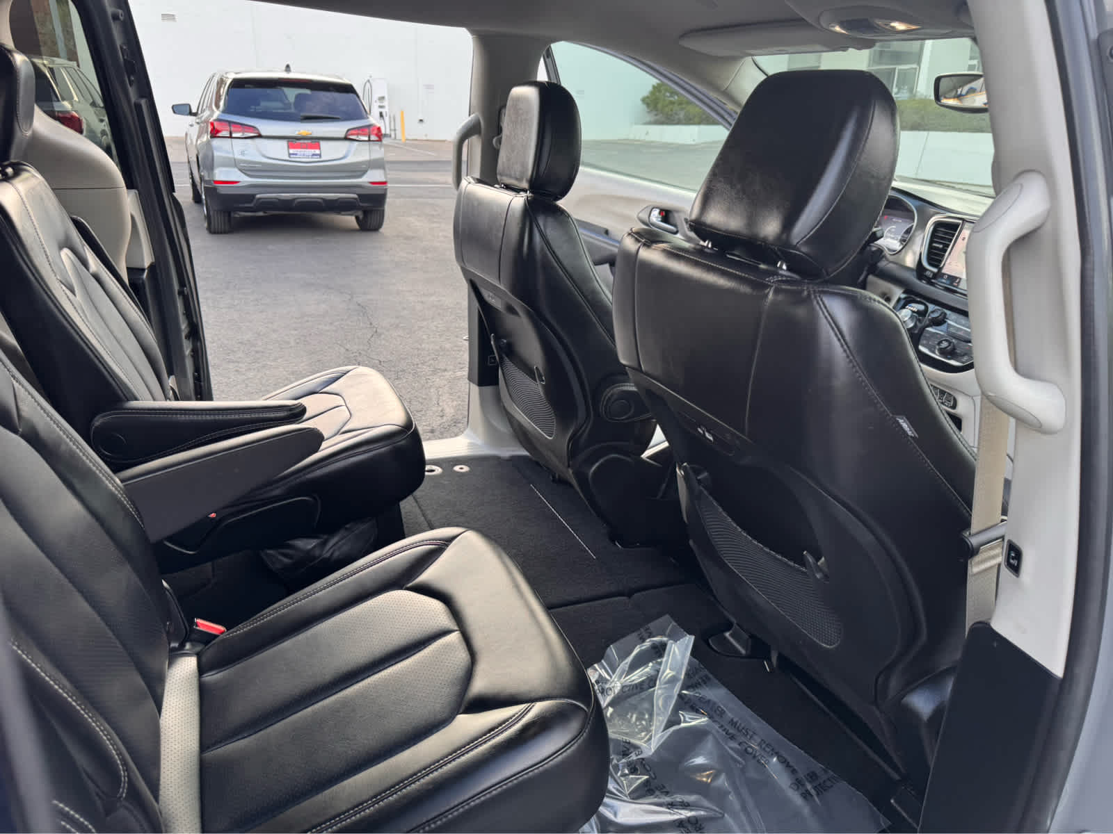 2023 Chrysler Pacifica Touring L FWD