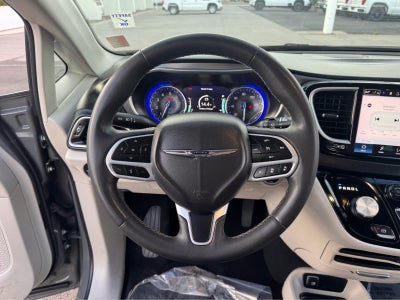 2023 Chrysler Pacifica Touring L FWD