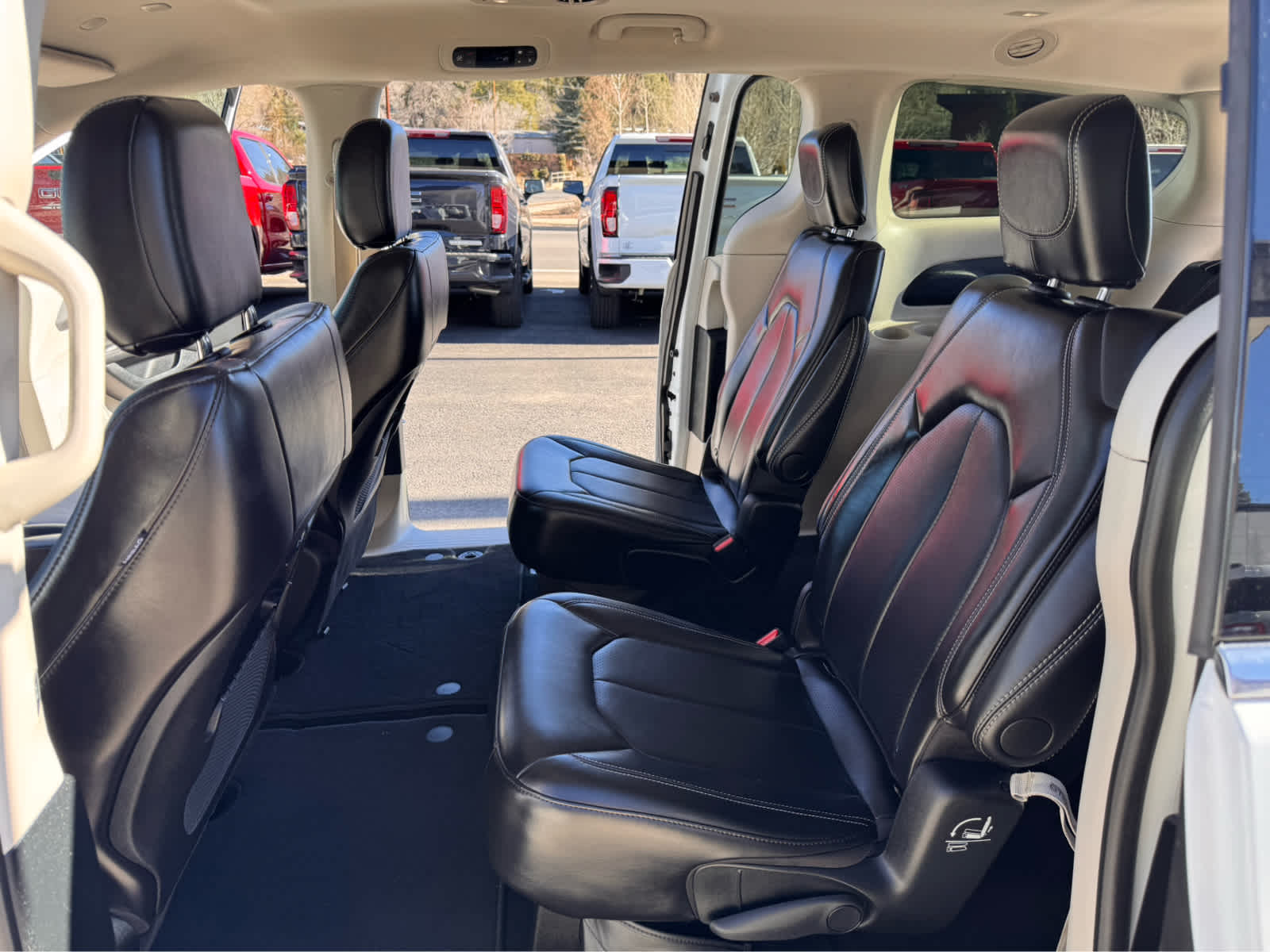 2024 Chrysler Pacifica Touring L FWD