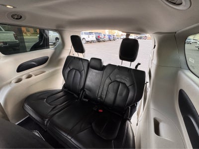 2023 Chrysler Pacifica Touring L FWD