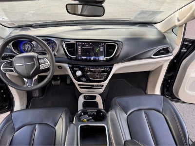 2023 Chrysler Pacifica Touring L FWD