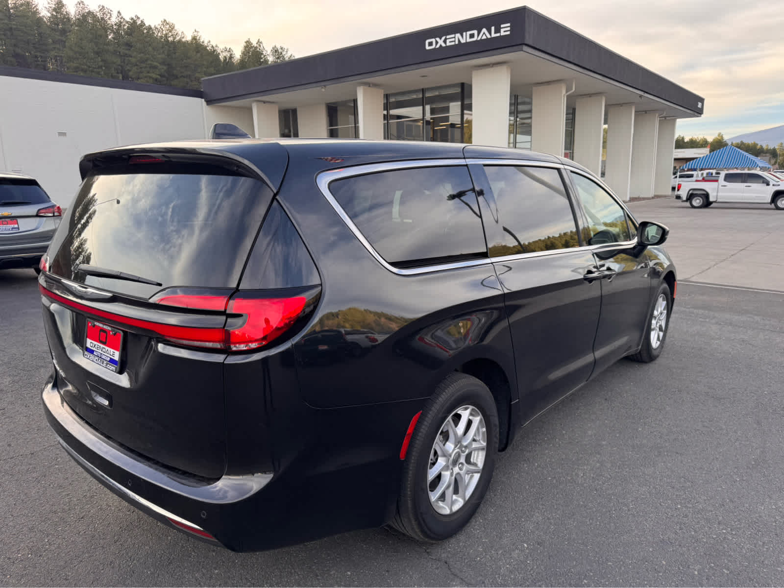2023 Chrysler Pacifica Touring L FWD