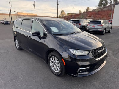 2023 Chrysler Pacifica Touring L FWD