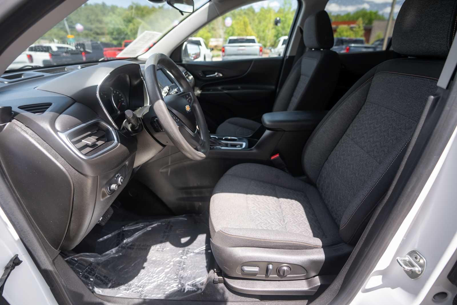 2022 Chevrolet Equinox FWD 4dr LT w/1LT