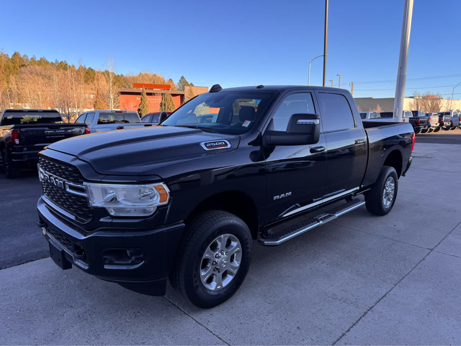2024 RAM 2500 Big Horn 4x4 Crew Cab 64 Box