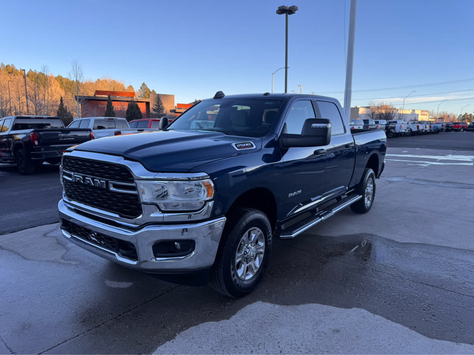 2024 RAM 2500 Big Horn 4x4 Crew Cab 64 Box