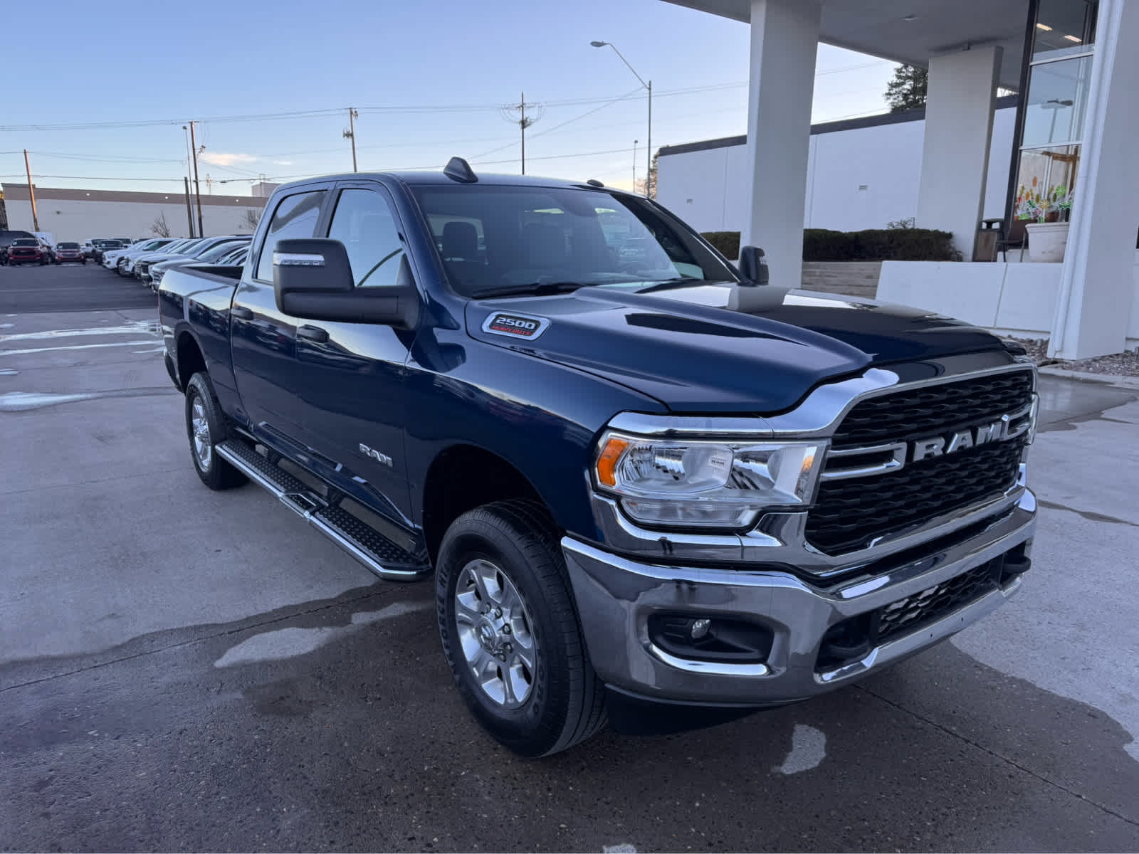2024 RAM 2500 Big Horn 4x4 Crew Cab 64 Box