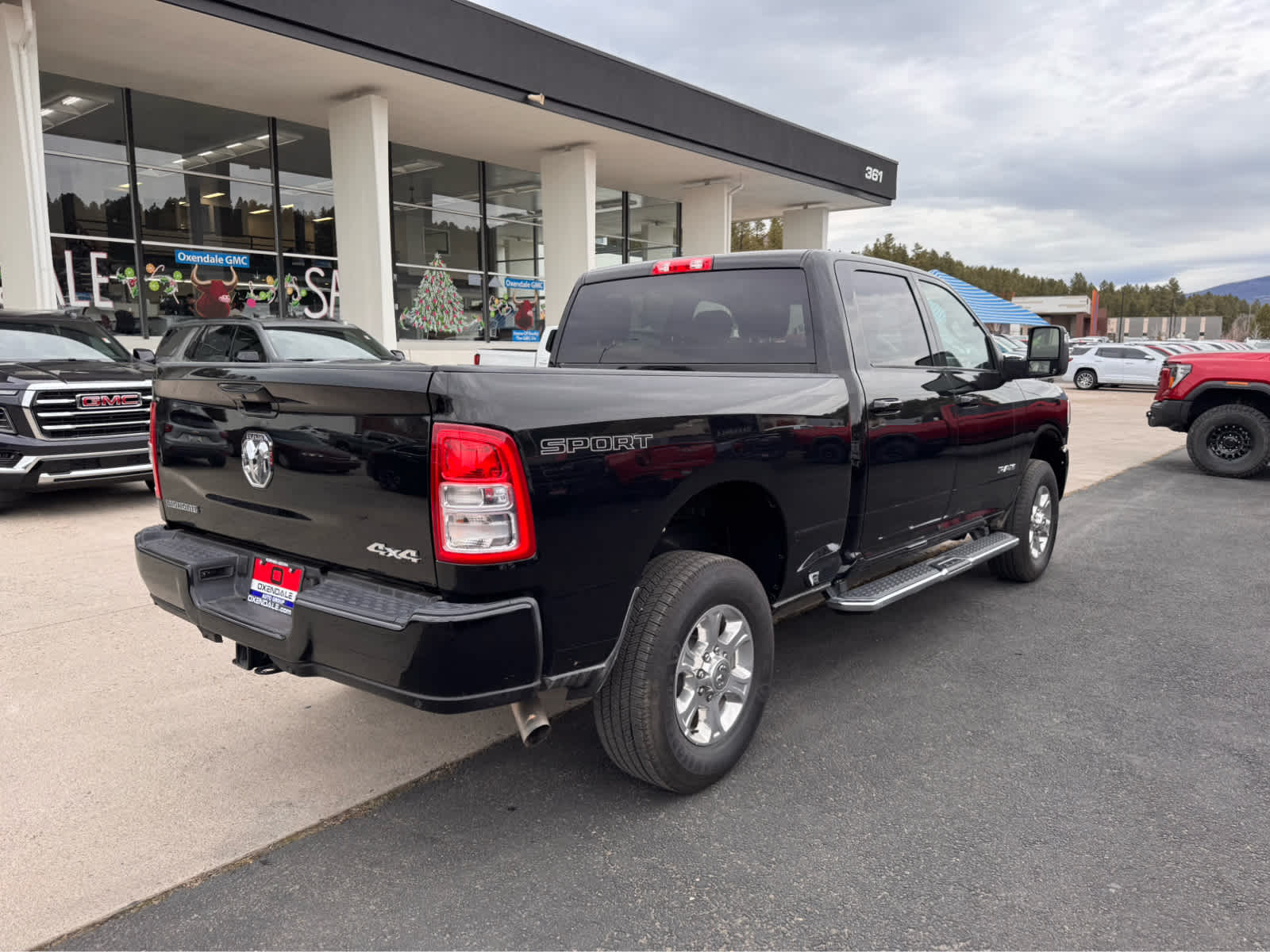 2024 RAM 2500 Big Horn 4x4 Crew Cab 64 Box