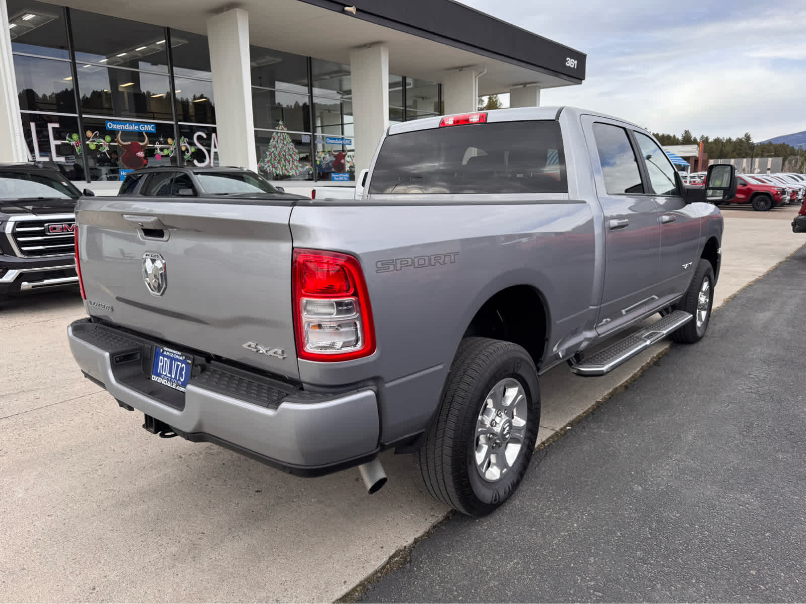 2024 RAM 2500 Big Horn 4x4 Crew Cab 64 Box