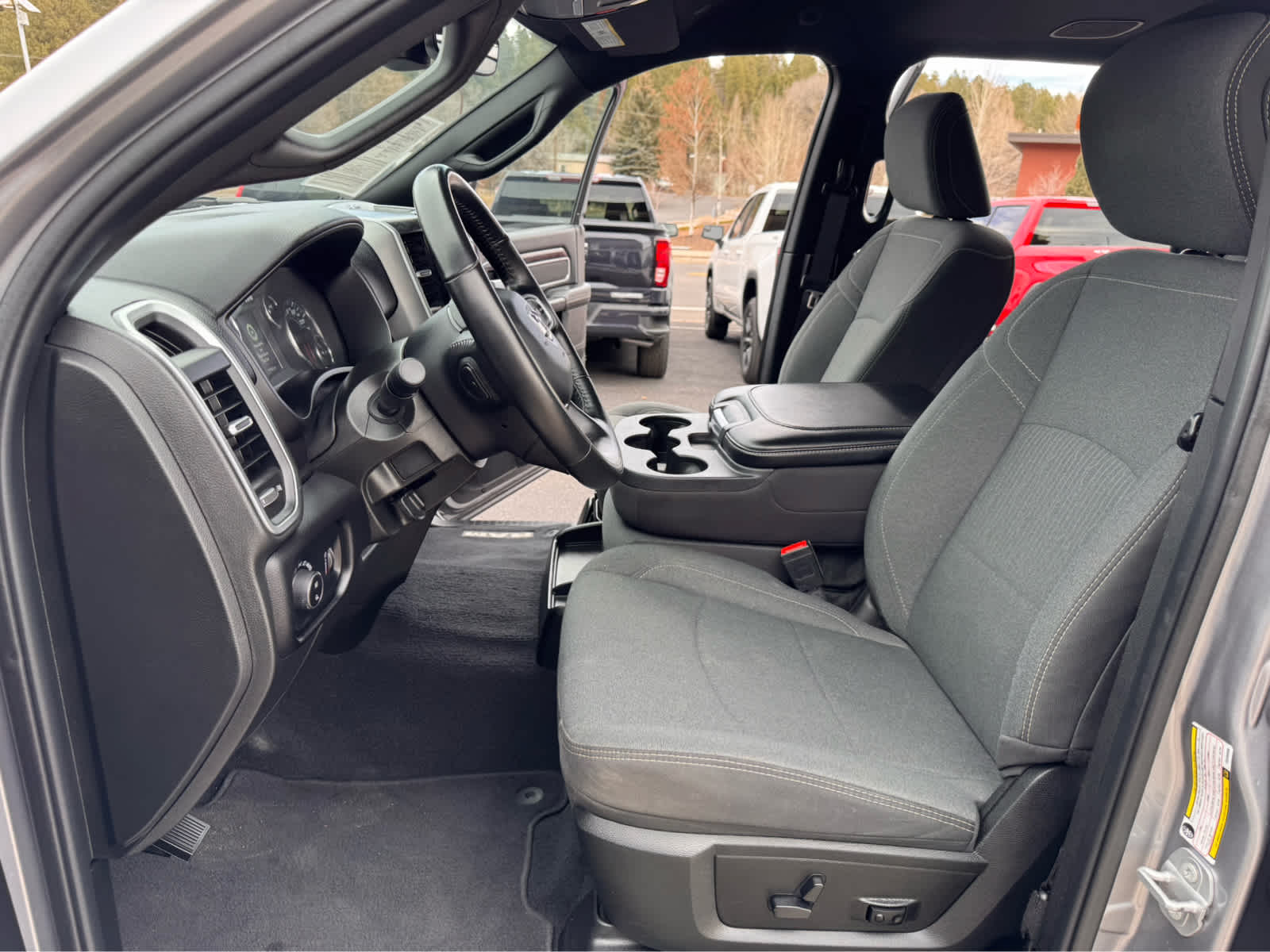 2024 RAM 2500 Big Horn 4x4 Crew Cab 64 Box