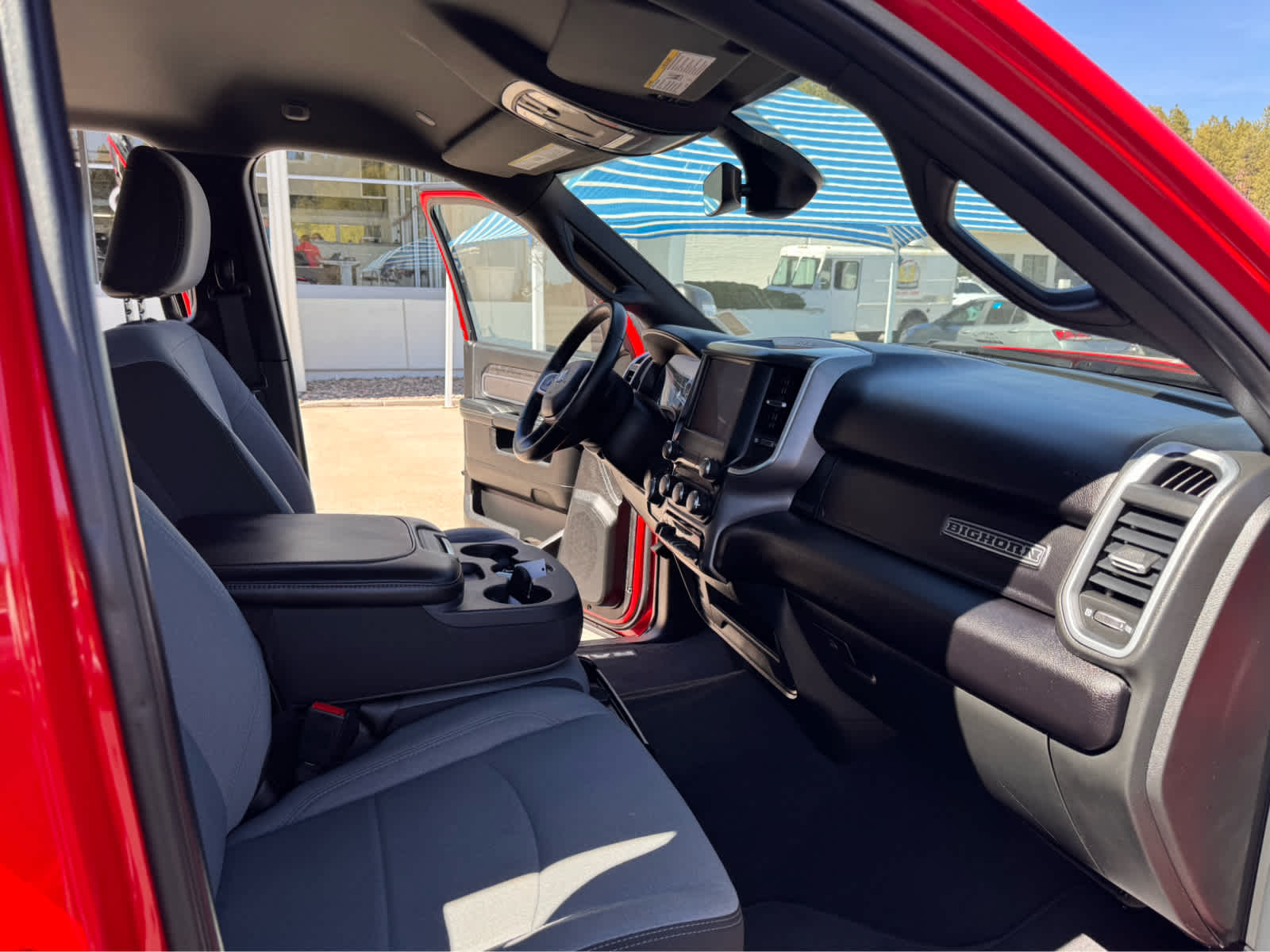 2024 RAM 2500 Big Horn 4x4 Crew Cab 64 Box