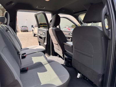 2024 RAM 2500 Big Horn 4x4 Crew Cab 64 Box