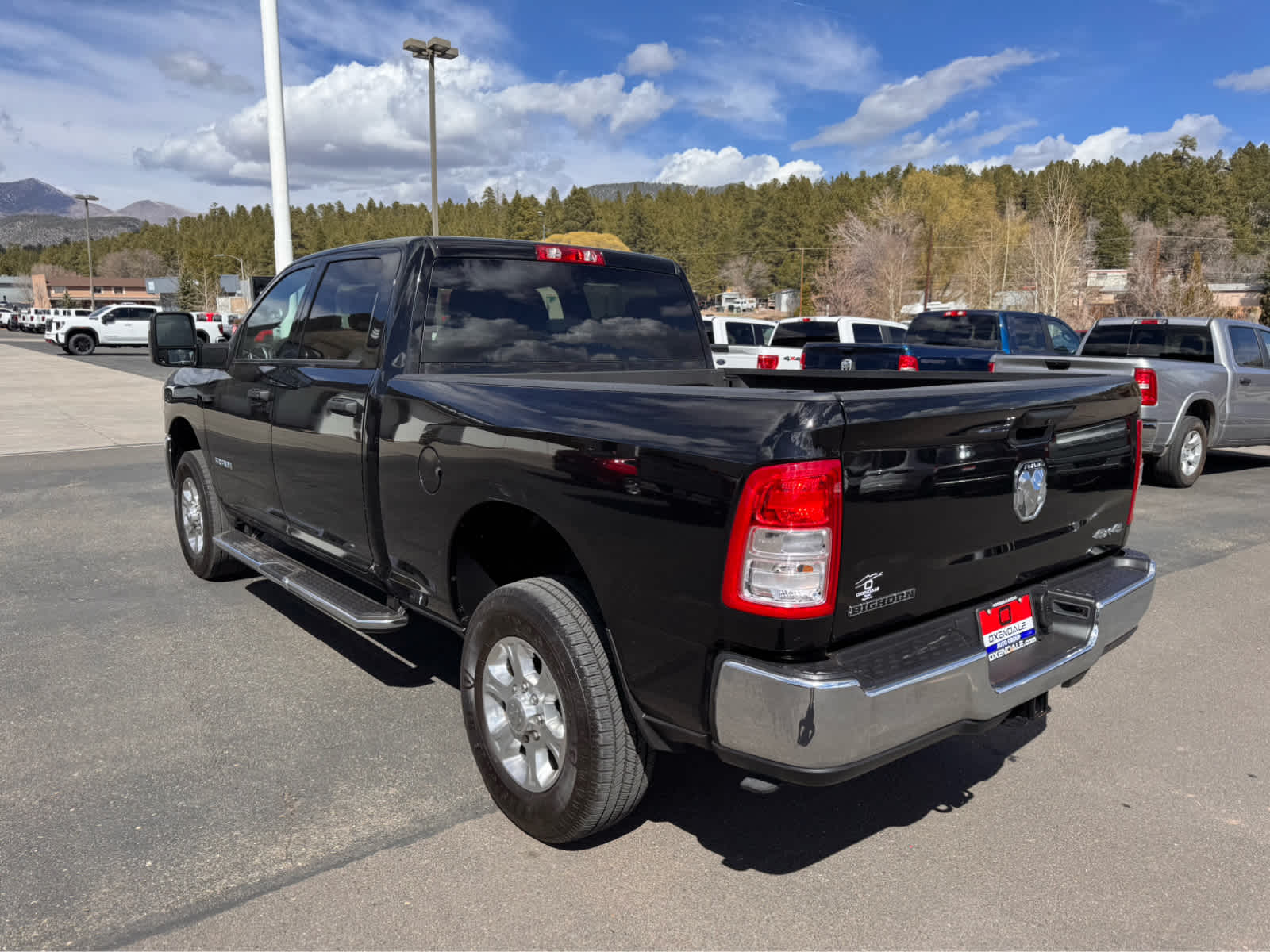 2024 RAM 2500 Big Horn 4x4 Crew Cab 64 Box