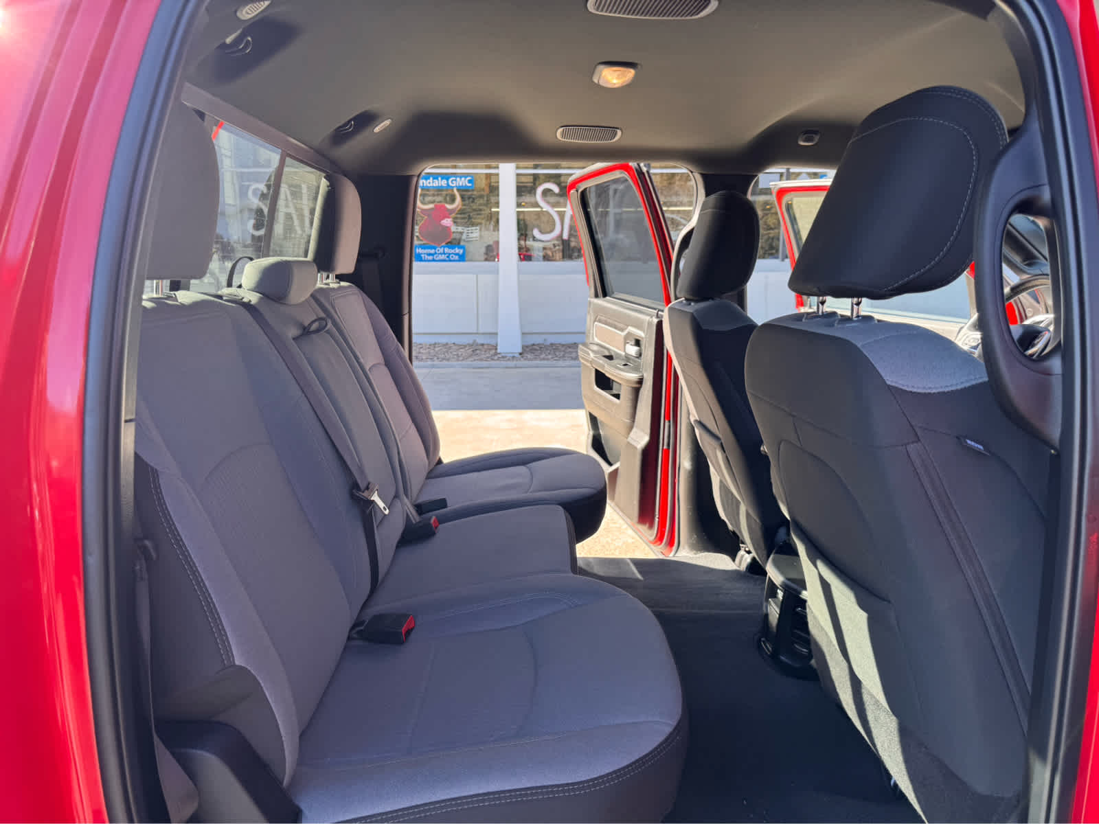 2024 RAM 2500 Big Horn 4x4 Crew Cab 64 Box