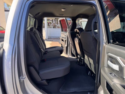 2024 RAM 2500 Big Horn 4x4 Crew Cab 64 Box