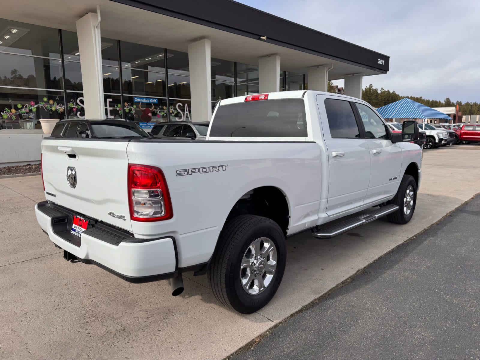 2024 RAM 2500 Big Horn 4x4 Crew Cab 64 Box